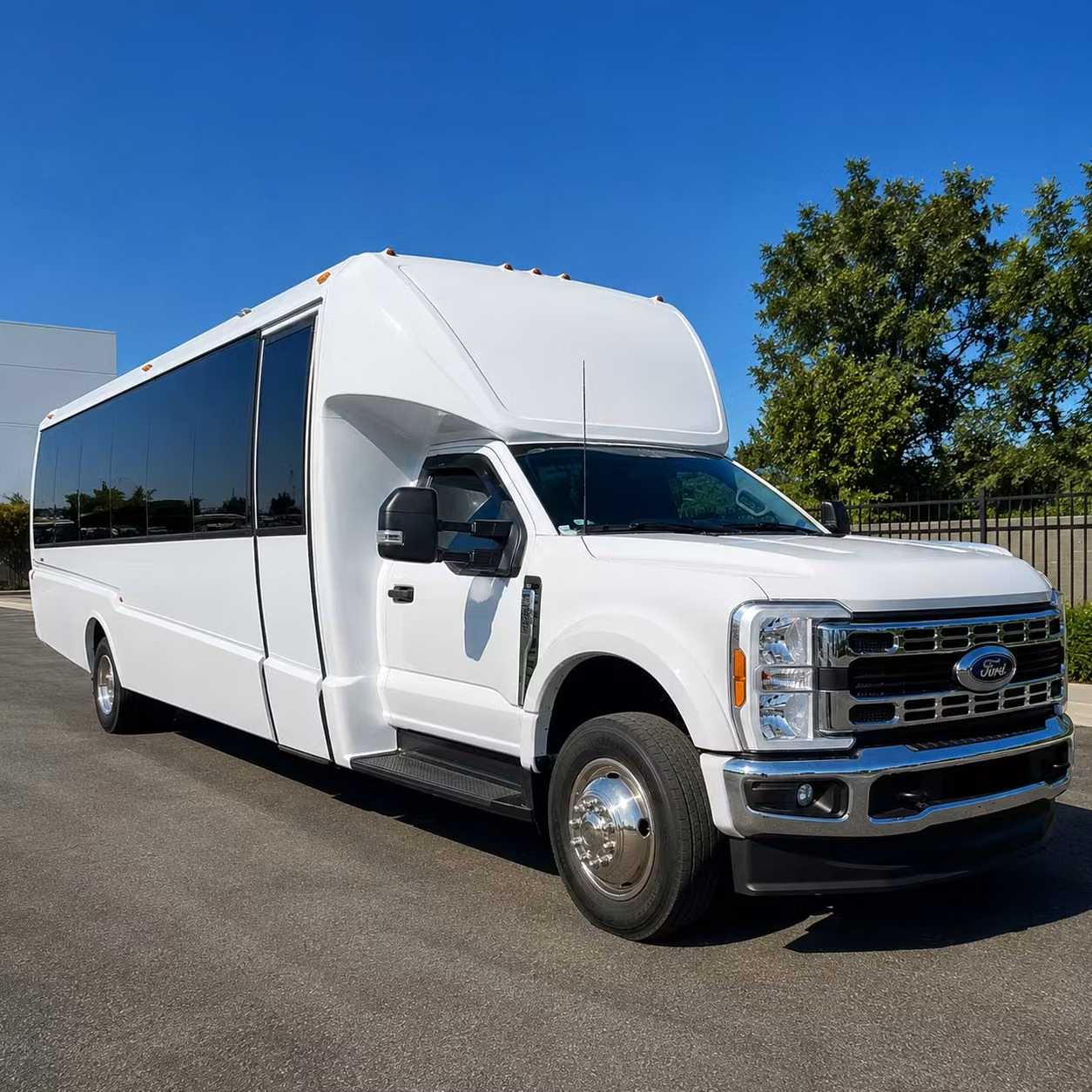 15 passenger minibus