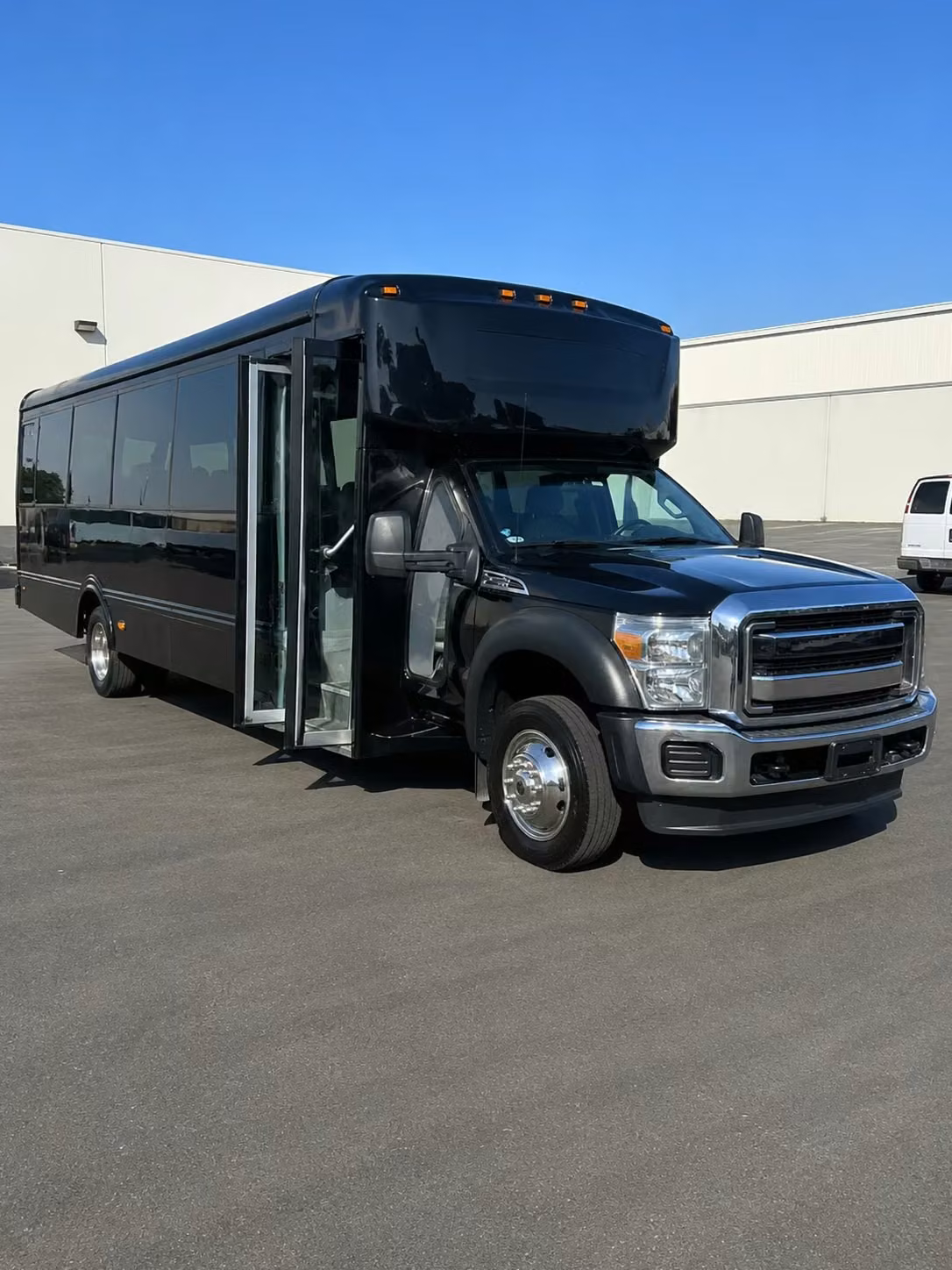 browse a large selection of party buses for fort collins bachelorette parties birthdays and bar crawls