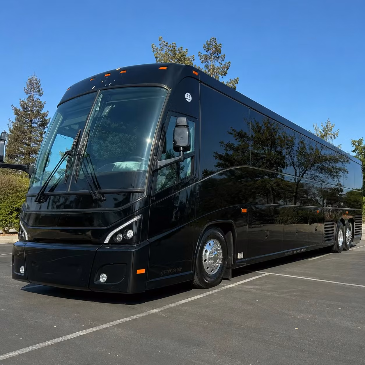 ski resort shuttle buses from fort collins to steamboat breckenridge and beyond